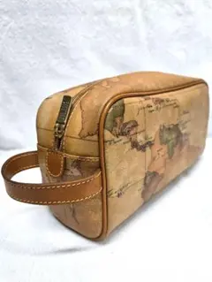 Item thumbnail for item 5e9b6abc-ff3b-4f7e-8d09-3e2ad80ad72b