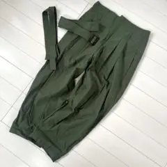 ciaopanicチャオニック●美品サスペ、ベルト付カーブパンツMカーキ