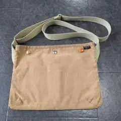 Item thumbnail for item 1d1f54c4-ef81-434a-913f-eba6e934da33