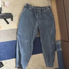 デニムパンツ