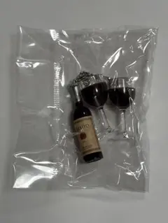 のんだくれ横丁キーホルダー　カンパイワイン