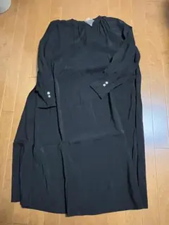 新品・未使用　少々難あり　ロングワンピース　持ってると便利‼︎