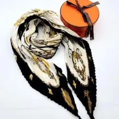 HERMES プリーツスカーフ