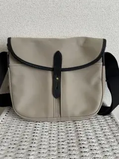 Brady ショルダーバッグ