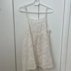 アイボリー レースキャミソール　丈長め