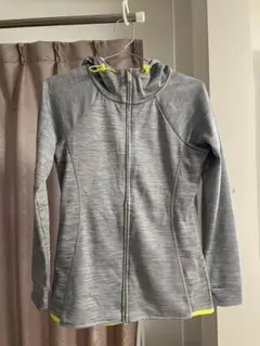 【美品】PUMA フード付きジャージジャケット グレー　Sサイズ