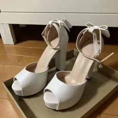 ハイヒールサンダル