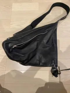 AKMブラック レザー ショルダーバッグ