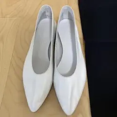 マルティニアーノ フラット 36 ホワイト