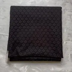 黒のレース生地