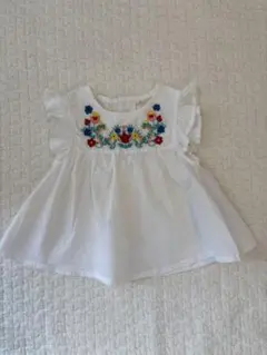 ホワイト刺繍フリル袖ブラウス　90cm
