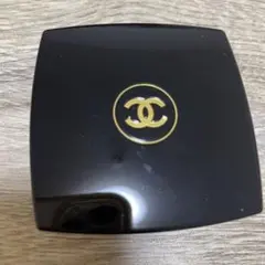 CHANELオンブルプルミエール