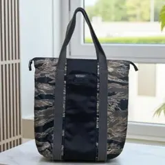 Item thumbnail for item 05d01cd4-3400-4b95-9ee1-bb73e96086bb