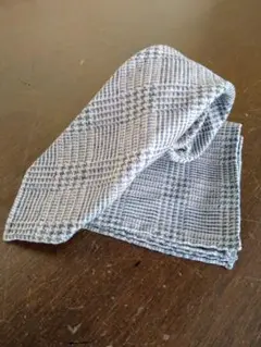 TIE YOUR TIE / セッテピエゲネクタイ&ポケットチーフ