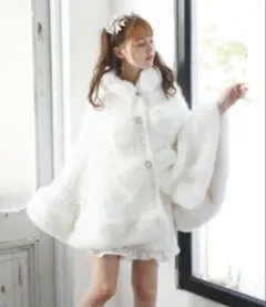 正規品　LIZLISA ダブルニットファーポンチョ ホワイト ♡美品