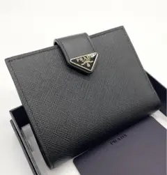 PRADA サフィアーノ 二つ折り財布