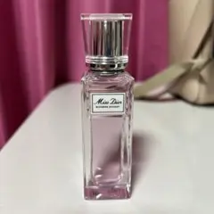 ミス ディオール ブルーミング ブーケ ローラー パール 20ml