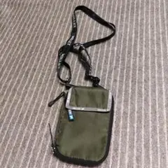 ミレー　MILLET　ショルダー　バッグ　カーキ　小さめ　サコッシュ　美品