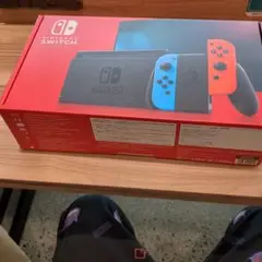 【未使用に近い】 バッテリー強化版 Switch本体 レッド ブルー