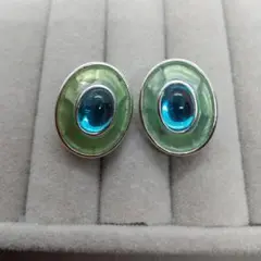 GIVENCHYイヤリング
