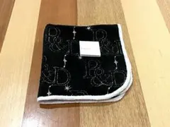 新品ピンキー&ダイアン P&Dロゴ ハンカチ 約25cm x 25cm