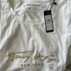 【新品】トミーヒルフィガー　XXL ロゴ　ゴールド　ラグジュアリー　Tシャツ 白