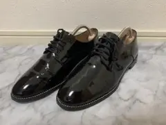 インター ショシュール　ボールチェーンウェルト　エナメルシューズ　黒