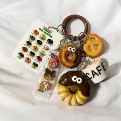 じゃらじゃらキーホルダー　ドーナツ　エンゼルフレンチ