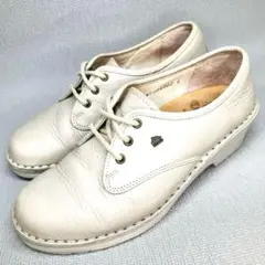 Item thumbnail for item 81c1d4a5-6da2-4cb1-94a0-9501e6ea1884