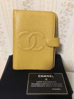 シャネル キャビアスキン ココマーク手帳カバー 黄色
