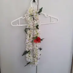 フラダンス レイ 白い花と赤いハイビスカス　2個セット