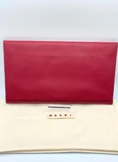 新品・未使用品◆MARNI◆クラッチバッグ 赤 牛革