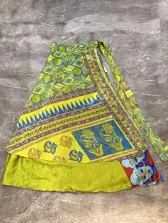 アシンメトリックスカート 緑色 赤色 wrap around skirt
