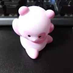 ポワッと光る、パンダのマスコット　ピンク