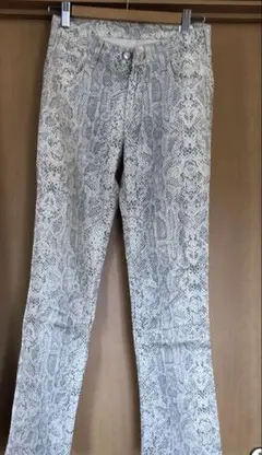 パイソン柄　パンツ　シマロン