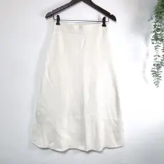 【Q10】ユニクロUNIQLO スカート　Lサイズ　ホワイトロングフレアスカート
