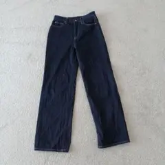 UNIQLO ワイドストレートジーンズ　 ダークブルー　58.5センチ
