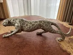 ジャガー　置物