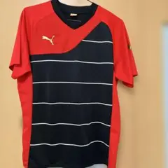 Puma 赤黒 ストライプ 半袖ウェア