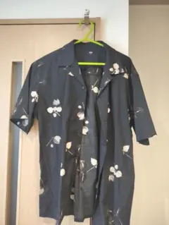 フラワープリント 半袖シャツ ダークグレー