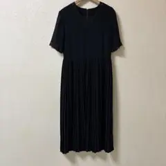ロングワンピース　半袖　プリーツワンピース　フォーマル