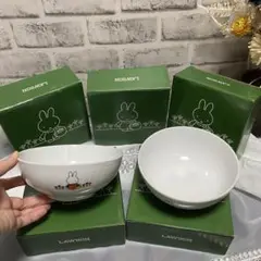 Item thumbnail for item d4db6a90-04fd-4e8c-b703-c17fa331ea59