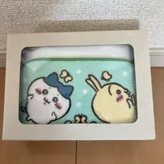 新品箱つき　ちいかわのハンカチ