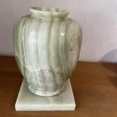 グリーンオニキス花瓶 ストライプ模様