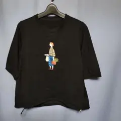 イラスト付き黒五分袖Tシャツ