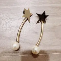 美品!!CHEEENY 星ピアス ゴールド