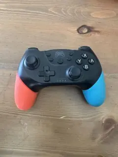 任天堂Switch用コントローラー