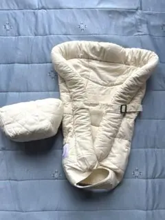 ERGObaby インファントインサート2 クリーム色