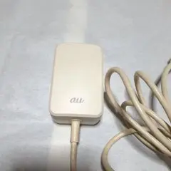 au TypeC共通ACアダプター01 充電機