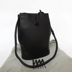 Item thumbnail for item 9efb6fe1-10ed-4418-a5bb-f961a9345e82